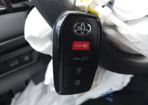 2025 Toyota Camry Le from USA, damaged, VIN 4T1DAACK0SU010133